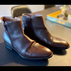 Bartelsi Chelsea boots. Made in Italy.